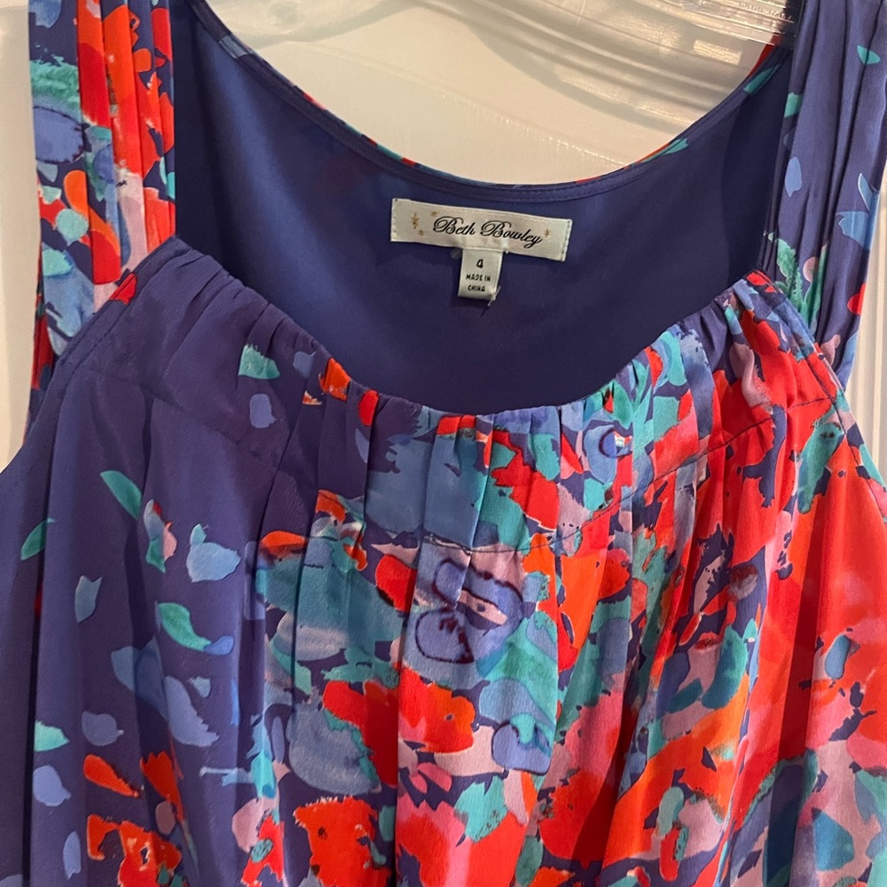 Beth Bowley size 4 summer dress. Tie waist floral print. NWOT